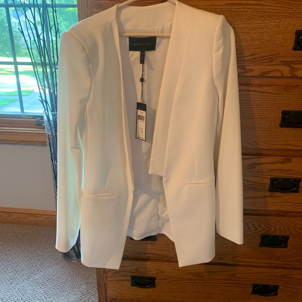 BCBG Max Azria off white blazer